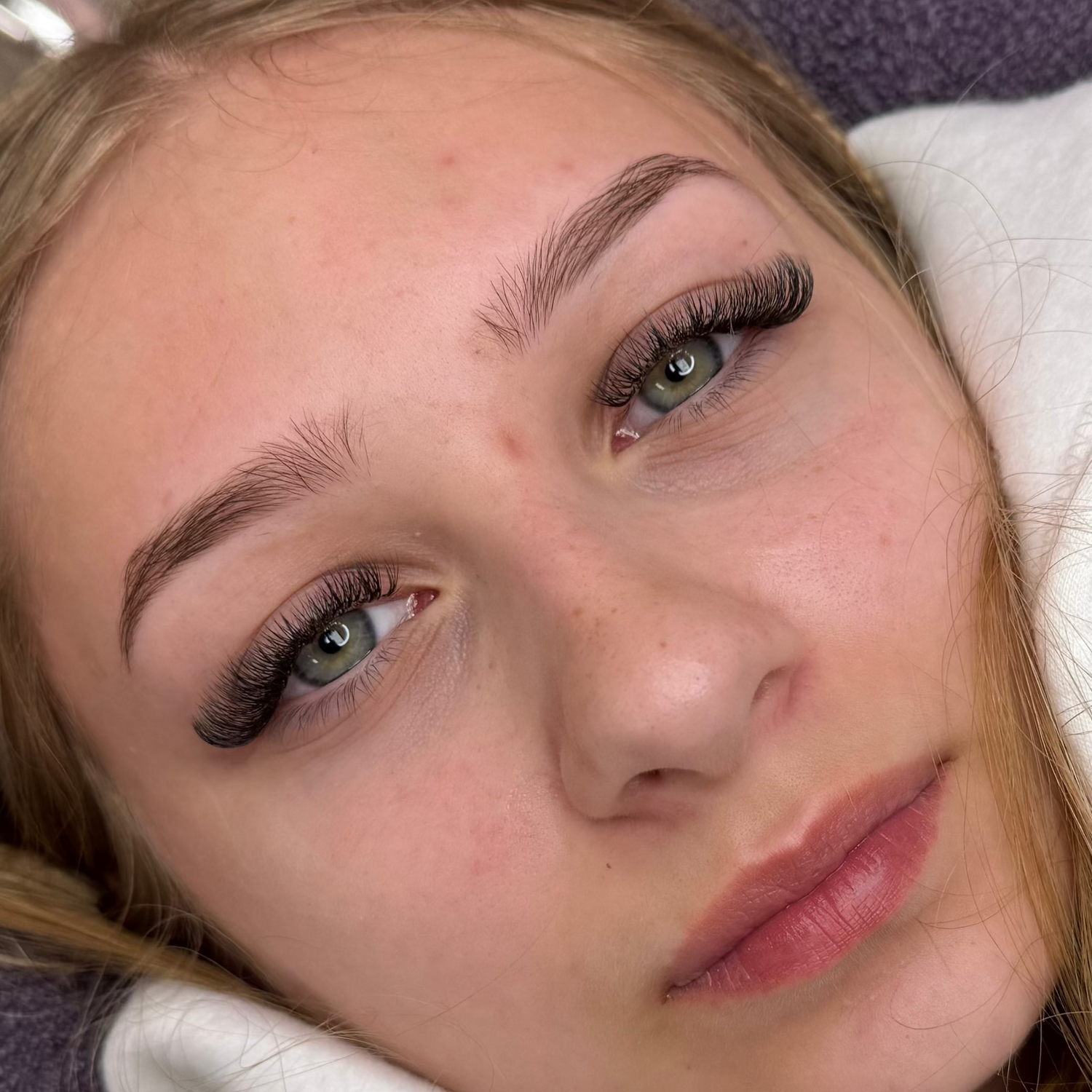 Hybrid Lash Extensions