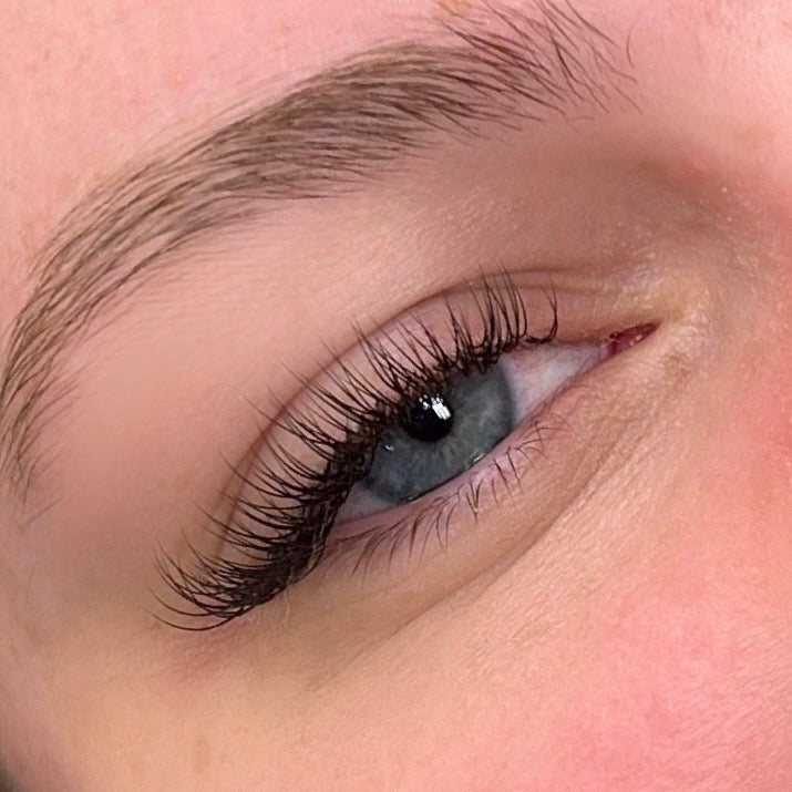 classic lash extensions